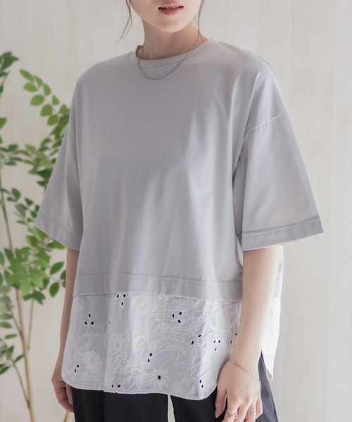 HusHusH(ハッシュアッシュ)の「HusHusH 布帛レース切替Tシャツ(Tシャツ/カットソー・レディース・グレイッシュベージュ/ブラック/ホワイト・M/L)」の7枚目の写真