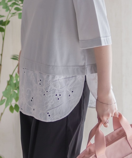 HusHusH(ハッシュアッシュ)の「HusHusH 布帛レース切替Tシャツ(Tシャツ/カットソー・レディース・グレイッシュベージュ/ブラック/ホワイト・M/L)」の9枚目の写真