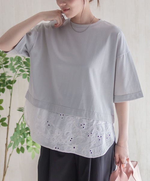 HusHusH(ハッシュアッシュ)の「HusHusH 布帛レース切替Tシャツ(Tシャツ/カットソー・レディース・グレイッシュベージュ/ブラック/ホワイト・M/L)」の10枚目の写真