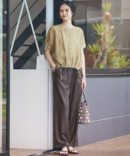23区 L(ニジュウサンクオオキイサイズ)の「【SLOW/一部店舗限定】ナチュラルピケワッシャー ブラウス(シャツ/ブラウス・レディース・アイボリー系/ダルブルー系/モスグリーン系・46/44)」の4枚目の写真