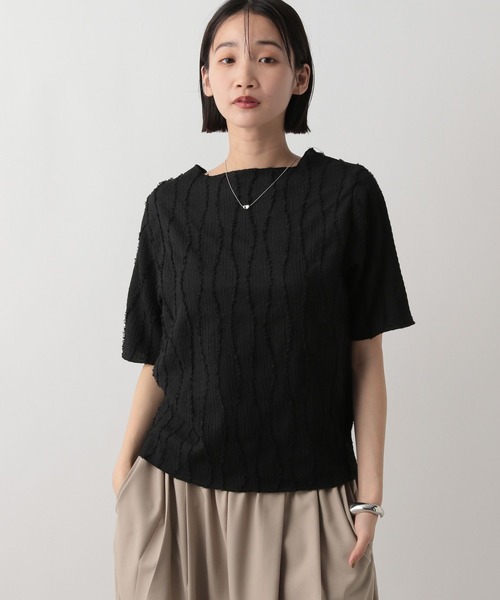 LOWRYS FARM（ローリーズファーム）の「ジャガードフリンジ５Ｓ　 495079（Tシャツ/カットソー・レディース・ブラック/ホワイト/ブルー・FREE）」の2枚目の写真