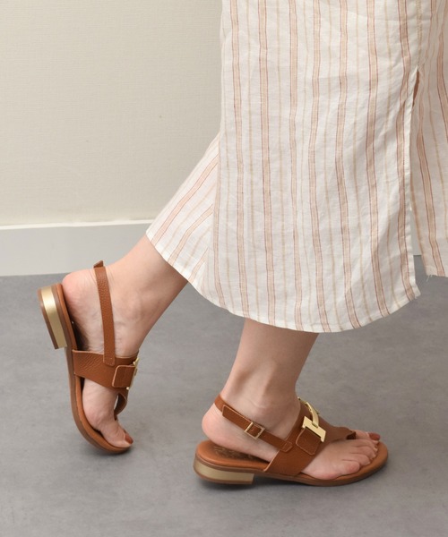 inter-chaussures（インターショシュール）の「【Oh my Sandals】ラウンドトウオーナメントトングサンダル(E52202)（サンダル・レディース・ブラック/ブラウン/ホワイト/シルバー・39/38/36/35/37）」の12枚目の写真