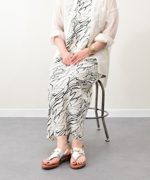 inter-chaussures（インターショシュール）の「【Oh my Sandals】ラウンドトウオーナメントトングサンダル(E52202)（サンダル・レディース・ブラック/ブラウン/ホワイト/シルバー・39/38/36/35/37）」の16枚目の写真