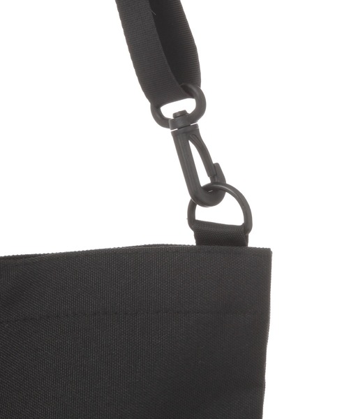 ALAND（エーランド）の「ALAND／Aロゴ２WAYサコッシュ（ショルダーバッグ・レディース・ブラック/ベージュ・FREE）」の9枚目の写真