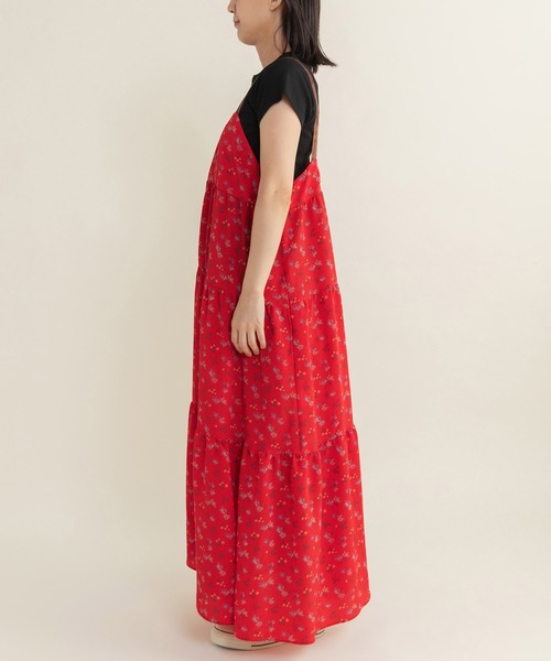 Dot&Stripes CHILD WOMAN(ドットアンドストライプス チャイルドウーマン)の「☆クロスフラワープリント ティアードキャミワンピース(ワンピース・レディース・ブラック/レッド・FREE)」の17枚目の写真