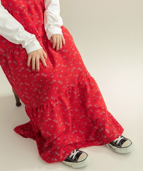 Dot&Stripes CHILD WOMAN(ドットアンドストライプス チャイルドウーマン)の「☆クロスフラワープリント ティアードキャミワンピース(ワンピース・レディース・ブラック/レッド・FREE)」の14枚目の写真
