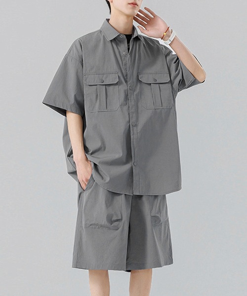 TOBEE（トゥビー）の「【TOBEE】ビッグシルエット 半袖シャツ＆ショートパンツ 2点セットアップ 軽量（セットアップ・メンズ・ブラック/カーキ/ライトグレー/ブラウン・MEDIUM/LARGE/X-LARGE）」の3枚目の写真