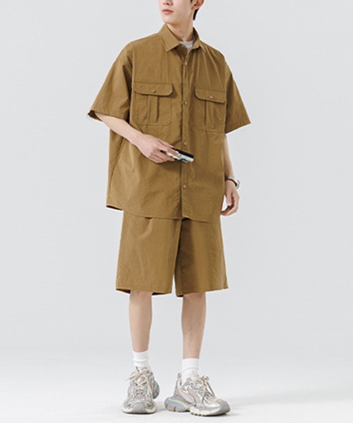 TOBEE（トゥビー）の「【TOBEE】ビッグシルエット 半袖シャツ＆ショートパンツ 2点セットアップ 軽量（セットアップ・メンズ・ブラック/カーキ/ライトグレー/ブラウン・MEDIUM/LARGE/X-LARGE）」の12枚目の写真