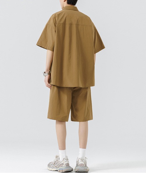 TOBEE（トゥビー）の「【TOBEE】ビッグシルエット 半袖シャツ＆ショートパンツ 2点セットアップ 軽量（セットアップ・メンズ・ブラック/カーキ/ライトグレー/ブラウン・MEDIUM/LARGE/X-LARGE）」の9枚目の写真