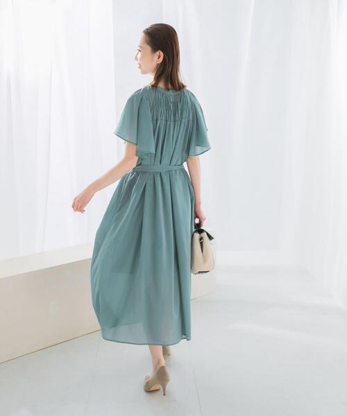 URBAN RESEARCH ROSSO WOMEN（アーバンリサーチ　ロッソ）の「フレアスリーブウエストベルトワンピース（ワンピース・レディース・チャコールグレー/カーキ/ブルー系その他・FREE）」の6枚目の写真