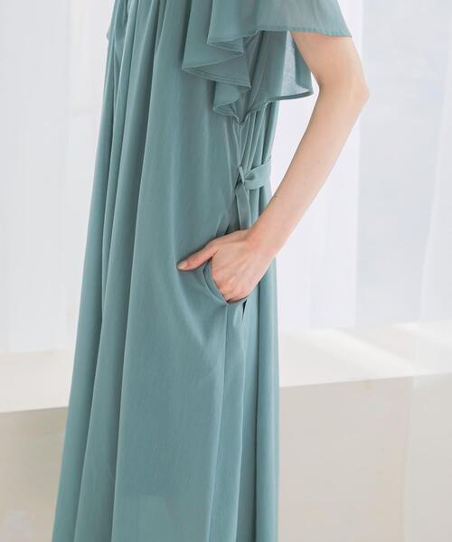 URBAN RESEARCH ROSSO WOMEN（アーバンリサーチ　ロッソ）の「フレアスリーブウエストベルトワンピース（ワンピース・レディース・チャコールグレー/カーキ/ブルー系その他・FREE）」の9枚目の写真