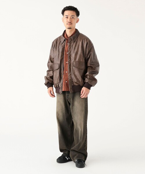 B:MING by BEAMS（ビーミングバイビームス）の「ユーズド ワイド デニム（デニムパンツ・メンズ・インディゴブルー/ブラック・XL/S/L/M）」の3枚目の写真