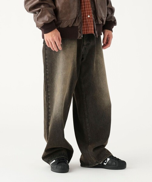 B:MING by BEAMS（ビーミングバイビームス）の「ユーズド ワイド デニム（デニムパンツ・メンズ・インディゴブルー/ブラック・XL/S/L/M）」の15枚目の写真