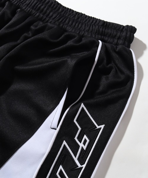 FUBU（ フブ）の「【FUBU/フブ】RACING SHORT PANTS/レーシングショートパンツ（その他パンツ・メンズ・ホワイト/ブラック・XL/M/L/XXL）」の14枚目の写真