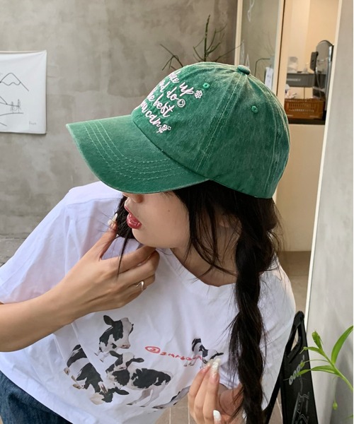 LA VORAGINE（ラ ヴォラジネ）の「ロゴ刺繍ベースボールキャップ　帽子（キャップ・レディース・ピンク/グリーン/ベージュ/モカ/ブラック・FREE）」の4枚目の写真