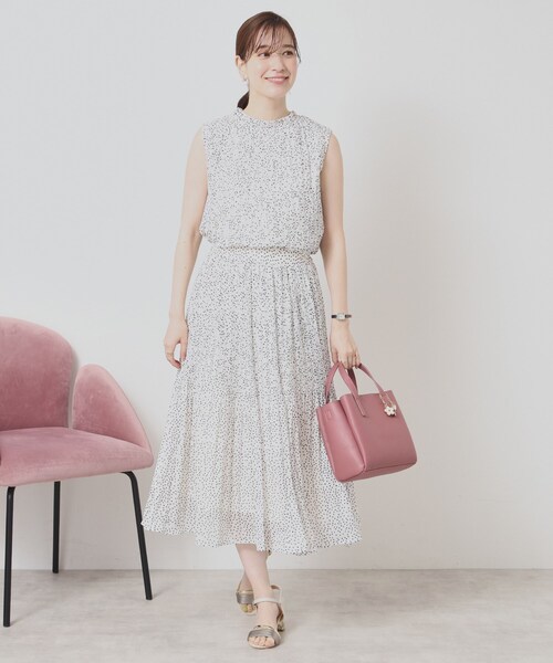 ITS'DEMO（イッツデモ）の「【手洗い可】楊柳プリーツブラウス（シャツ/ブラウス・レディース・イエロー/ブラック系/ホワイト系3/グリーン・00）」の19枚目の写真