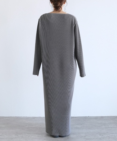 reca(レカ)の「セルフカット長袖マキシプリーツワンピース(ワンピース・レディース・ブラック/グレイッシュベージュ・FREE)」の7枚目の写真