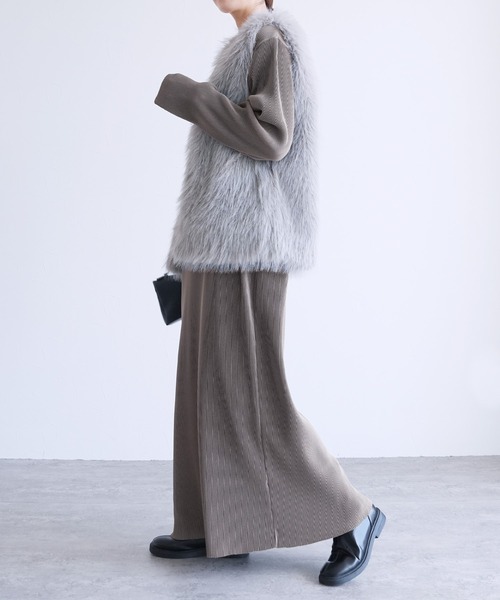 reca(レカ)の「セルフカット長袖マキシプリーツワンピース(ワンピース・レディース・ブラック/グレイッシュベージュ・FREE)」の22枚目の写真