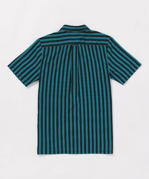 VOLCOM(ボルコム)の「【VOLCOM/ボルコム】Schroff X Volcom Stripe Short Sleeve Shirt /ピーター・シュロフコラボストライプ半袖シャツ(シャツ/ブラウス・メンズ・グリーン系その他・LARGE/MEDIUM)」の3枚目の写真