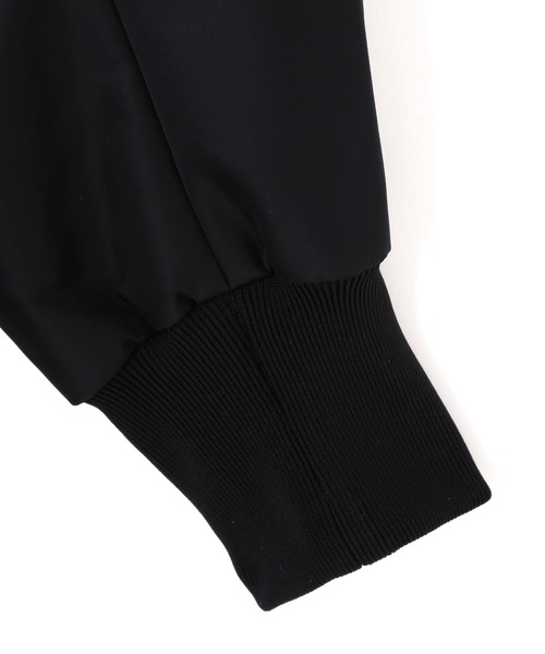 ◇ナイロンウエストベルトパフィージャケット（ブルゾン）｜LE PHIL