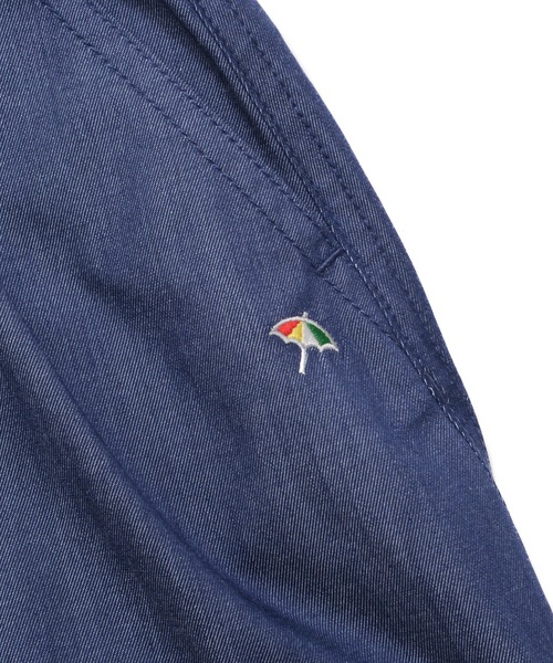 Arnold Palmer（アーノルドパーマー）の「裏ワザデニム イージーケア セミフレアスカート（スカート・レディース・インディゴブルー/ライトブルー・L/M/S）」の15枚目の写真