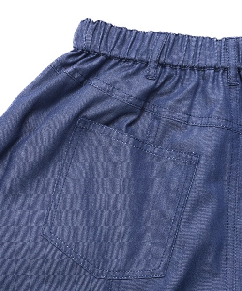 Arnold Palmer（アーノルドパーマー）の「裏ワザデニム イージーケア セミフレアスカート（スカート・レディース・インディゴブルー/ライトブルー・L/M/S）」の18枚目の写真