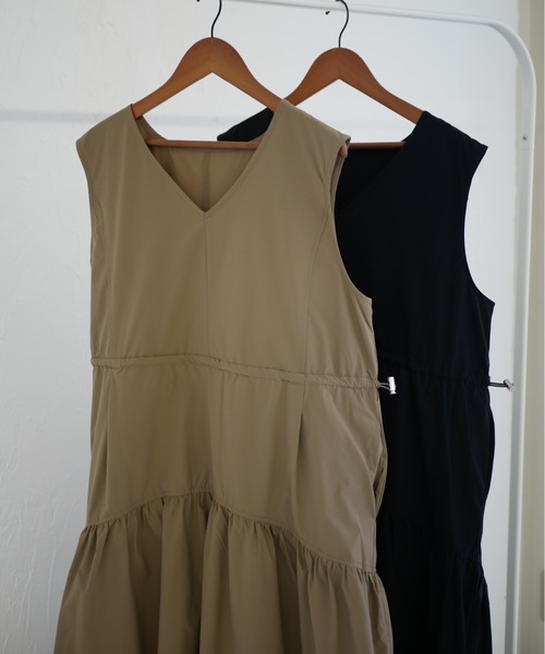 My shawty（ﾏｲｼｬｳﾃｨｰ）の「tiered drawstring onepiece（ワンピース・レディース・ダークベージュ/ブラック・FREE）」の14枚目の写真