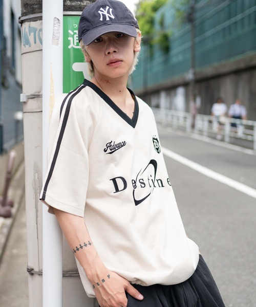 WEGO（ウィゴー）の「WEGO/フェイクスウェードゲームT（Tシャツ/カットソー・メンズ・ネイビー/チャコール/アイボリー・MEDIUM/LARGE）」の11枚目の写真