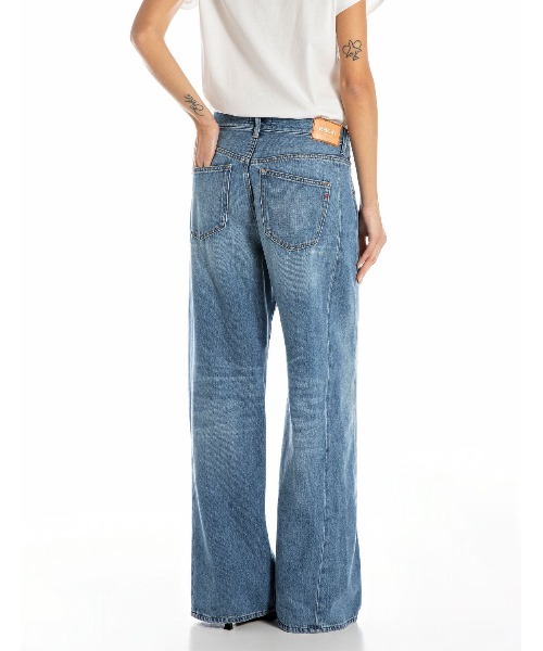 REPLAY（リプレイ）の「バギーフィットNARJA　コットンリヨセルブルーデニム（デニムパンツ・レディース・ブルー・W28xL32/W27xL32/W26xL32/W25xL32/W24xL32/W23xL32）」の2枚目の写真