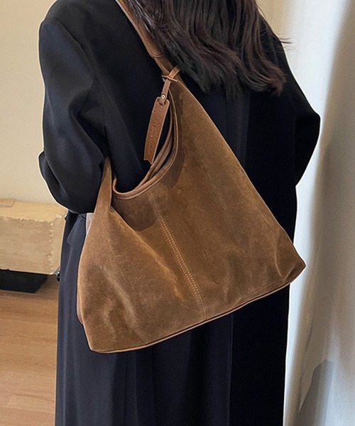 folka（フォルカ）の「8B40 スエード×PUレザー 2WAY MIX コンビ ショルダーバッグ A4サイズ対応（ショルダーバッグ・レディース・ブラウン/ブラック/ライトブラウン・ONESIZE）」の7枚目の写真