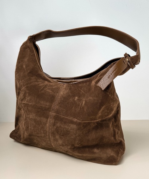 folka（フォルカ）の「8B40 スエード×PUレザー 2WAY MIX コンビ ショルダーバッグ A4サイズ対応（ショルダーバッグ・レディース・ブラウン/ブラック/ライトブラウン・ONESIZE）」の18枚目の写真