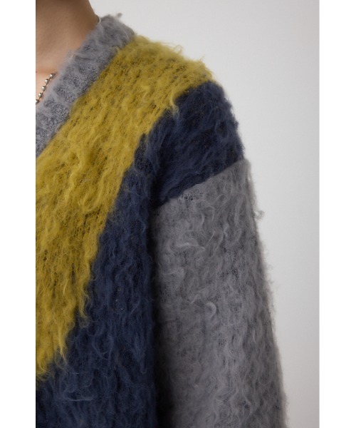 AZUL by moussy（アズールバイマウジー）の「ブロッキンググラデーションカーディガン（カーディガン/ボレロ・レディース・ブルー系その他/ピンク系その他/ブルー系その他3・SMALL/MEDIUM）」の9枚目の写真