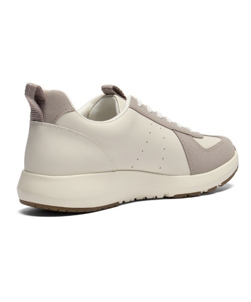 AcureZ（アキュアーズ）の「カジュアルスニーカー「母趾にやさしいスニーカー」（スニーカー・レディース・ブルーグレー/ライトブラウン/ブラック・24.0cm/23.5cm/23.0cm/24.5cm/22.5cm）」の8枚目の写真