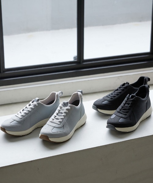 AcureZ（アキュアーズ）の「カジュアルスニーカー「母趾にやさしいスニーカー」（スニーカー・レディース・ブルーグレー/ライトブラウン/ブラック・24.0cm/23.5cm/23.0cm/24.5cm/22.5cm）」の14枚目の写真