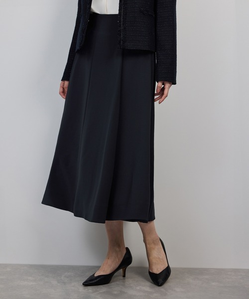 ROPE'(ロペ)の「トリアセダブルクロス ハイウエストフレアスカート/イージーケア・セットアップ対応・25AW(スカート・レディース・ネイビー・40/38/36)」の18枚目の写真