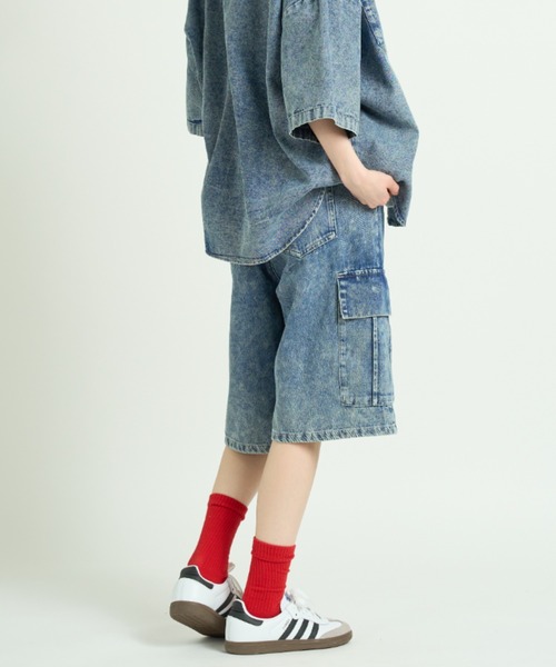 A.D.C.L.(エーディーシーエル)の「カーゴポケット付き ミディ丈 デニムパンツ(カーゴパンツ・レディース・ブラック/ブルー・M/L)」の19枚目の写真