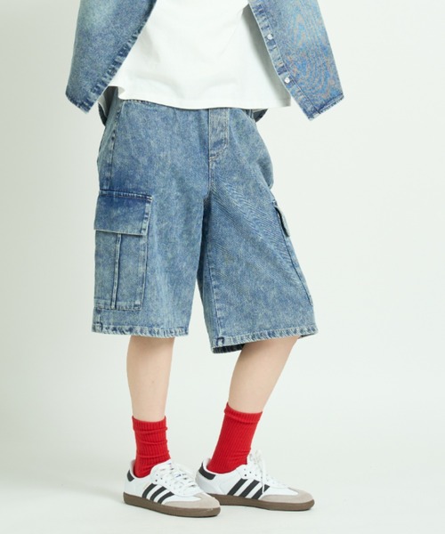 A.D.C.L.（エーディーシーエル）の「カーゴポケット付き ミディ丈 デニムパンツ（カーゴパンツ・レディース・ブラック/ブルー・M/L）」の20枚目の写真