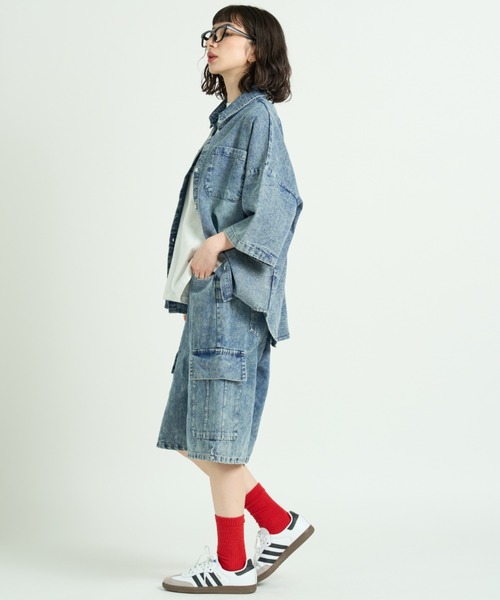 A.D.C.L.(エーディーシーエル)の「カーゴポケット付き ミディ丈 デニムパンツ(カーゴパンツ・レディース・ブラック/ブルー・M/L)」の22枚目の写真