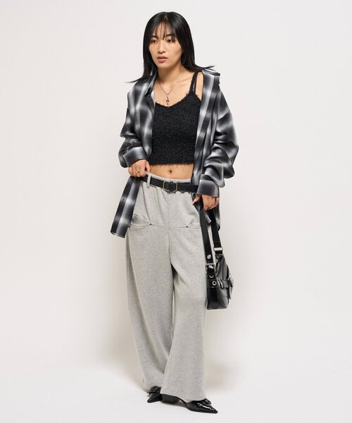 WHO'S WHO gallery(フーズフーギャラリー)の「シャギーニットキャミ(ニット/セーター・レディース・ホワイト/ブラック/ブラウン・FREE)」の13枚目の写真