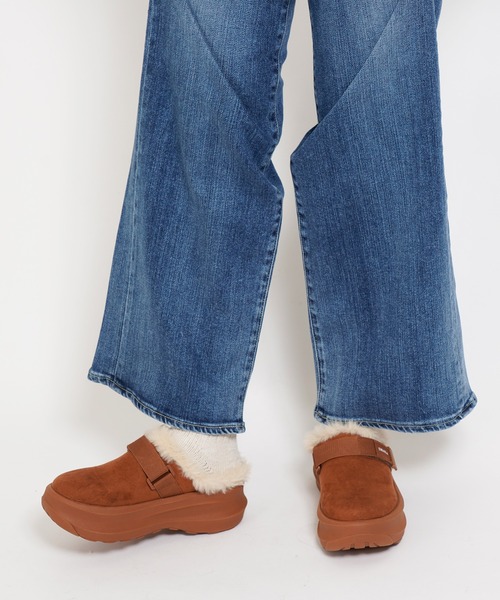 SHAKA(シャカ)の「SHAKA スナッグ ボア ミュール サンダル SNUG BOA MULE GES CHUNKY(その他シューズ・レディース・ブラウン系/ブラック/ベージュ・23/25/24)」の18枚目の写真