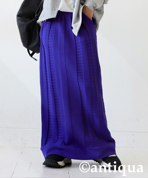 antiqua(アンティカ)の「スポンジニットロングスカート(スカート・レディース・ブルー/ブラック/カーキ/レッド・ONESIZE)」の3枚目の写真