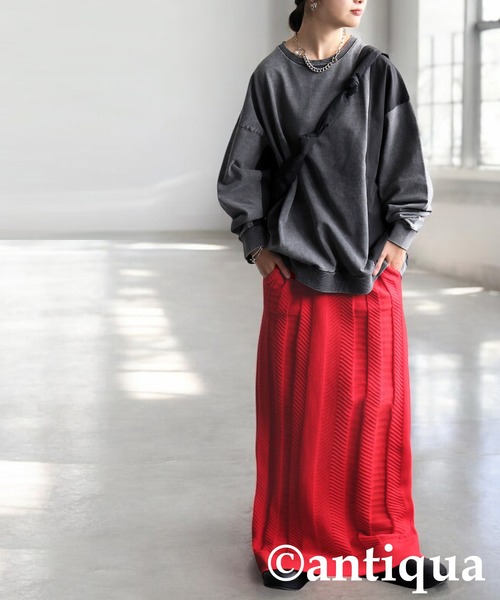 antiqua(アンティカ)の「スポンジニットロングスカート(スカート・レディース・ブルー/ブラック/カーキ/レッド・ONESIZE)」の19枚目の写真