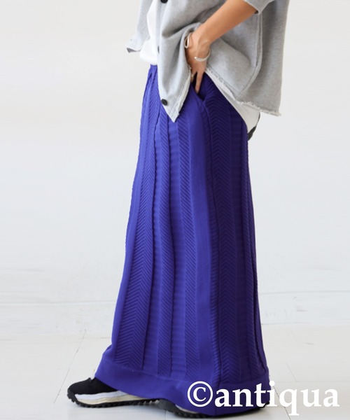 antiqua(アンティカ)の「スポンジニットロングスカート(スカート・レディース・ブルー/ブラック/カーキ/レッド・ONESIZE)」の17枚目の写真