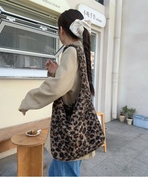 Y2K  ウールライク レオパード ショルダーバッグ 大容量