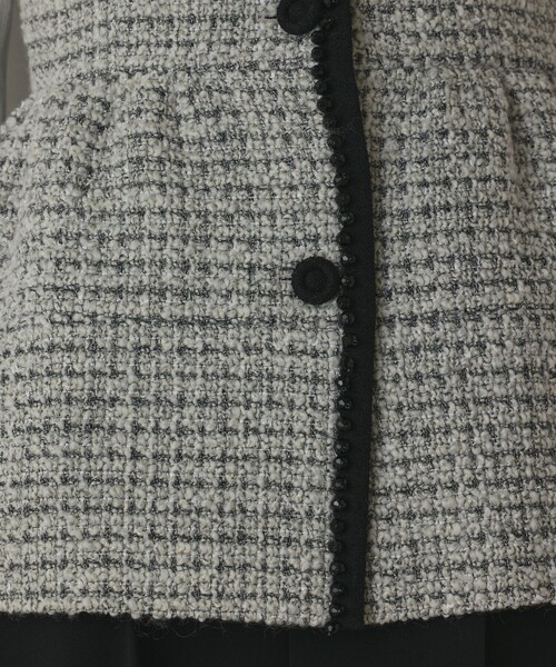 GRACE CONTINENTAL（グレースコンチネンタル）の「ツイードペプラムベスト（ベスト・レディース・ブラック/ホワイト・36/38）」の10枚目の写真