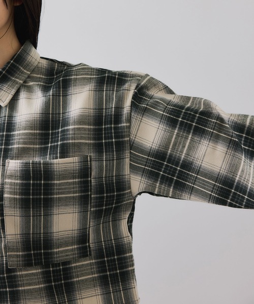 VIS（ビス）の「【WEB/一部店舗限定】オンブレチェックショートシャツ（シャツ/ブラウス・レディース・ブラウン/ブラック系その他/グリーン系その他・FREE）」の14枚目の写真