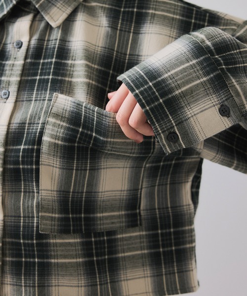 VIS（ビス）の「【WEB/一部店舗限定】オンブレチェックショートシャツ（シャツ/ブラウス・レディース・ブラウン/ブラック系その他/グリーン系その他・FREE）」の16枚目の写真