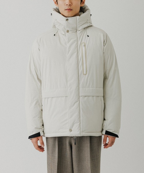 ADAM ET ROPE'（アダムエロペ）の「【ALLIED FEATHER ＋ DOWN】ショート ダウンジャケット / ユニセックス（ダウンジャケット/コート・メンズ・ネイビー/ホワイト系その他2/ブラック・XL/L/M/S）」の16枚目の写真