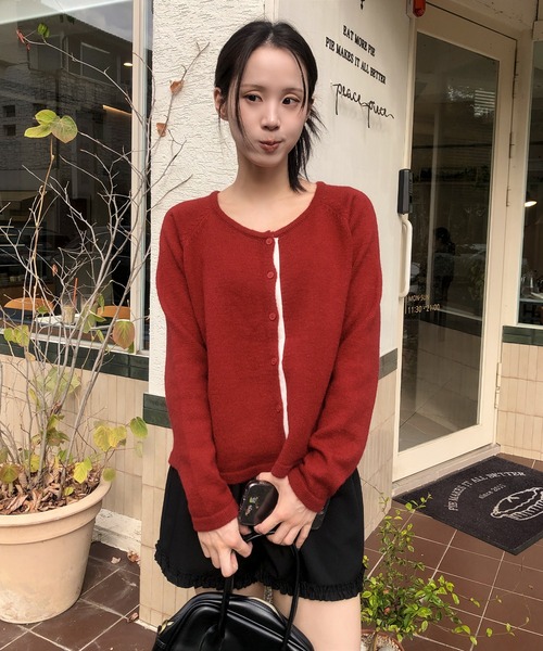 UNE MANSION（ユヌマンション）の「バイカラーラインラウンドネックニットカーディガン（カーディガン/ボレロ・レディース・アイボリー/ブラック/グレー/ブルー/レッド・FREE）」の5枚目の写真