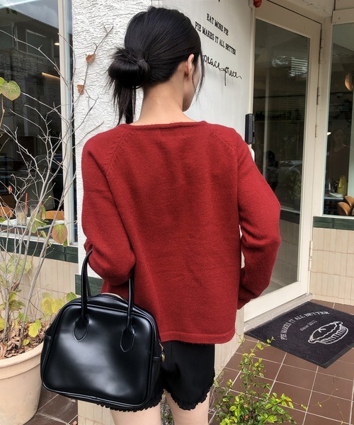 UNE MANSION（ユヌマンション）の「バイカラーラインラウンドネックニットカーディガン（カーディガン/ボレロ・レディース・アイボリー/ブラック/グレー/ブルー/レッド・FREE）」の12枚目の写真